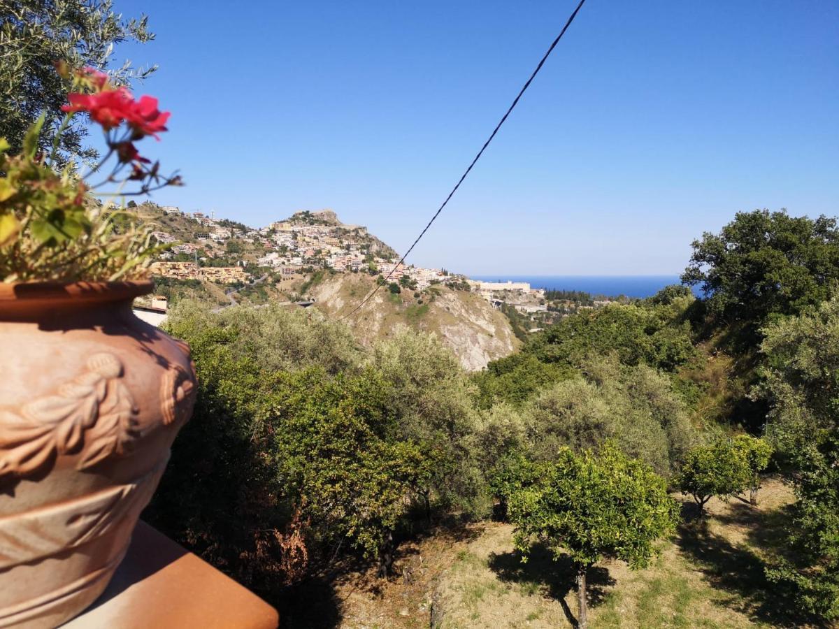 Villa Chris Taormina Eksteriør billede