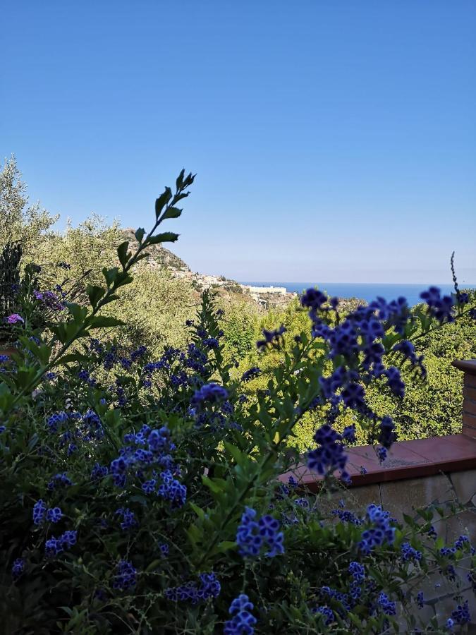 Villa Chris Taormina Eksteriør billede